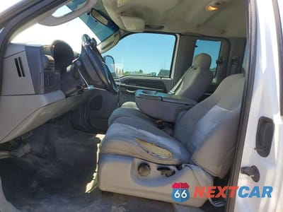 Zdjęcie 7 z 12 samochodu: 2005 FORD F250 SUPER DUTY VIN:1FTSX21PX5EB73109 - miniatura