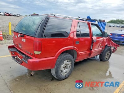 Trzecie zdjęcie samochodu z tyłu: 2003 CHEVROLET BLAZER VIN:1GNDT13X73K136567 - miniatura