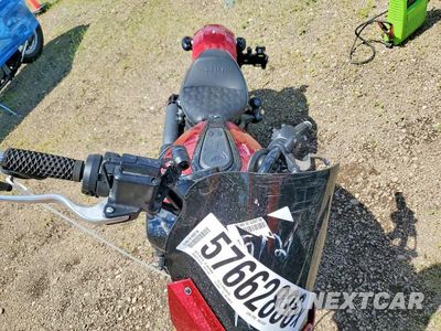 Piąte zdjęcie samochodu w środku: 2025 INDIAN MOTORCYCLE CO. 101 SCOUT VIN:56KSSE77XS3204299 - miniatura