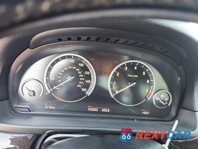 Zdjęcie 9 z 12 samochodu: 2016 BMW 528 XI VIN:WBA5A7C50GG151423 - miniatura