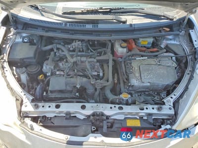 Zdjęcie 11 z 12 samochodu: 2012 TOYOTA PRIUS C FOUR VIN:JTDKDTB3XC1014749 - miniatura