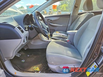 Zdjęcie 7 z 13 samochodu: 2013 TOYOTA COROLLA LE VIN:2T1BU4EE8DC988505 - miniatura