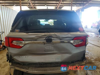 Zdjęcie 6 z 14 samochodu: 2018 HONDA ODYSSEY ELITE VIN:5FNRL6H9XJB099501 - miniatura