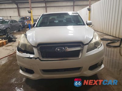 Piąte zdjęcie samochodu w środku: 2013 SUBARU LEGACY 2.5I LIMITED VIN:4S3BMBK60D3020585 - miniatura