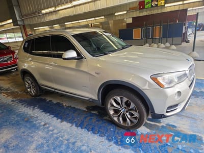 Czwarte zdjęcie samochodu z boku: 2016 BMW X3 XDRIVE28I VIN:5UXWX9C58G0D77186 - miniatura