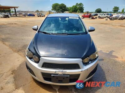 Piąte zdjęcie samochodu w środku: 2012 CHEVROLET SONIC LT VIN:1G1JC5SH2C4108024 - miniatura