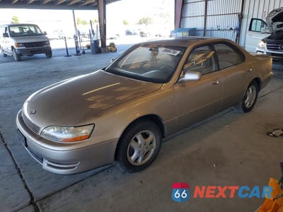 1994 LEXUS ES 300 JT8GK13T9R0008405 - główne zdjęcie licytacji z USA - miniatura