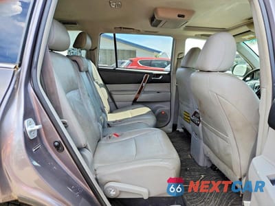 Zdjęcie 11 z 13 samochodu: 2013 TOYOTA HIGHLANDER BASE VIN:JTEDC3EH6D2011499 - miniatura