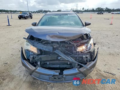 Piąte zdjęcie samochodu w środku: 2017 TOYOTA CAMRY LE VIN:4T1BF1FK2HU785160 - miniatura