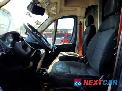 Zdjęcie 7 z 13 samochodu: 2021 RAM PROMASTER 3500 DELIVERY VAN VIN:3C6MRVJG5ME580026 - miniatura