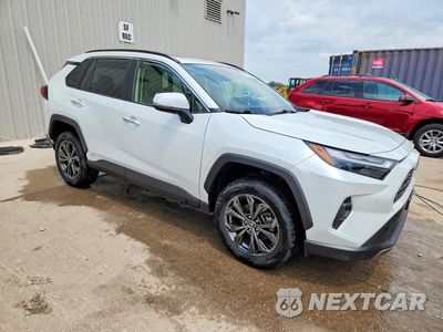 Czwarte zdjęcie samochodu z boku: 2023 TOYOTA RAV4 LIMITED VIN:JTMD6RFVXPJ033311 - miniatura