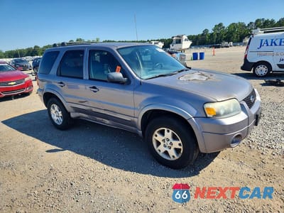 Czwarte zdjęcie samochodu z boku: 2007 FORD ESCAPE LIMITED VIN:1FMCU94127KB88054 - miniatura