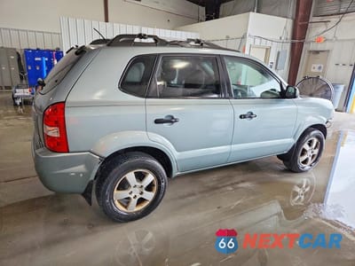 Trzecie zdjęcie samochodu z tyłu: 2006 HYUNDAI TUCSON GL VIN:KM8JM12B06U482625 - miniatura