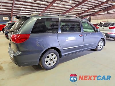 Trzecie zdjęcie samochodu z tyłu: 2009 TOYOTA SIENNA LE 7-PASSENGER VIN:5TDZK23C79S236321 - miniatura