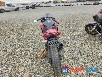 Czwarte zdjęcie samochodu z boku: 2024 KAWASAKI EX500 VIN:ML5EXGG19RDA07346 - miniatura