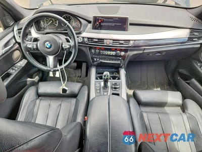 Zdjęcie 8 z 13 samochodu: 2014 BMW X5 XDRIVE50I VIN:5UXKR6C55E0J73043 - miniatura