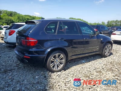 Trzecie zdjęcie samochodu z tyłu: 2011 BMW X5 XDRIVE35I VIN:5UXZV4C55BL409411 - miniatura