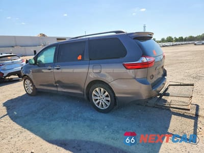 Drugie zdjęcie samochodu z przodu: 2016 TOYOTA SIENNA XLE PREMIUM 7-PASSENGER VIN:5TDDK3DC0GS131387 - miniatura