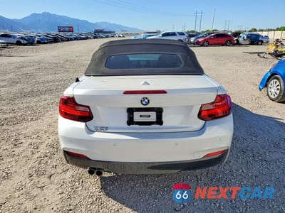 Zdjęcie 6 z 12 samochodu: 2015 BMW 228 I VIN:WBA1K5C51FV473885 - miniatura