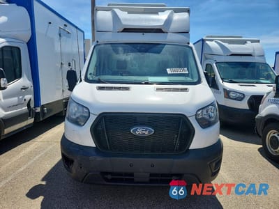 Piąte zdjęcie samochodu w środku: 2020 FORD TRANSIT DELIVERY TRUCK VIN:1FDBW5Z81LKB52502 - miniatura