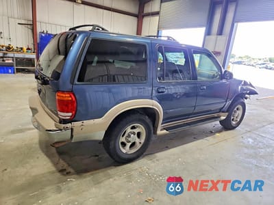 Trzecie zdjęcie samochodu z tyłu: 2000 FORD EXPLORER EDDIE BAUER VIN:1FMZU74E3YZC20908 - miniatura