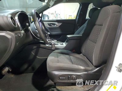 Zdjęcie 7 z 12 samochodu: 2021 CHEVROLET BLAZER 2LT VIN:3GNKBHRS9MS550373 - miniatura
