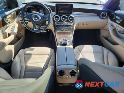 Zdjęcie 8 z 12 samochodu: 2018 MERCEDES-BENZ C 300 4MATIC VIN:55SWF4KB8JU258069 - miniatura
