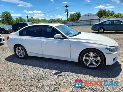 Czwarte zdjęcie samochodu z boku: 2014 BMW 328 XI SULEV VIN:WBA3B5G50ENS07727 - miniatura