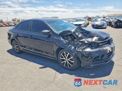 Czwarte zdjęcie samochodu z boku: 2016 VOLKSWAGEN JETTA SE VIN:3VWD67AJ3GM279884 - miniatura