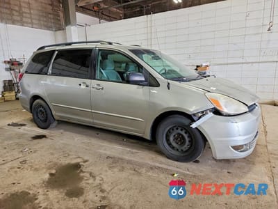 Czwarte zdjęcie samochodu z boku: 2004 TOYOTA SIENNA LE 8 PASSENGER VIN:5TDZA23C24S164522 - miniatura
