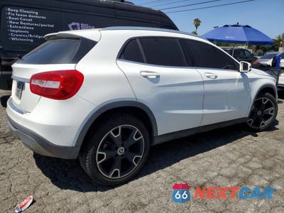 Trzecie zdjęcie samochodu z tyłu: 2018 MERCEDES-BENZ GLA 250 VIN:WDCTG4EB6JJ504780 - miniatura