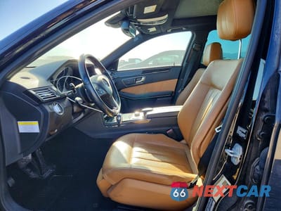 Zdjęcie 7 z 12 samochodu: 2010 MERCEDES-BENZ E 550 4MATIC VIN:WDDHF9AB3AA236083 - miniatura