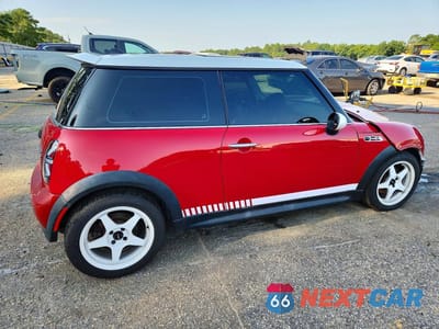 Trzecie zdjęcie samochodu z tyłu: 2005 MINI COOPER S VIN:WMWRE33505TL14140 - miniatura