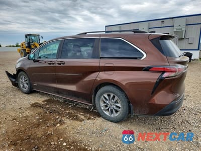 Drugie zdjęcie samochodu z przodu: 2021 TOYOTA SIENNA LE VIN:5TDKRKEC7MS023033 - miniatura