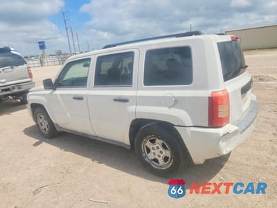 Drugie zdjęcie samochodu z przodu: 2009 JEEP PATRIOT SPORT VIN:1J4FT28B59D139785 - miniatura