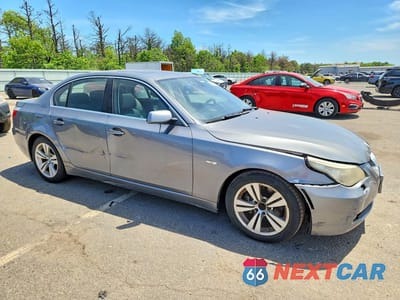 Czwarte zdjęcie samochodu z boku: 2010 BMW 528 I VIN:WBANU5C59AC126126 - miniatura