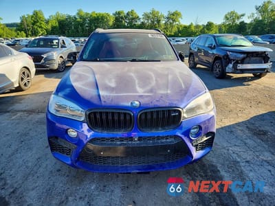 Piąte zdjęcie samochodu w środku: 2016 BMW X5 M VIN:5YMKT6C56G0R78739 - miniatura