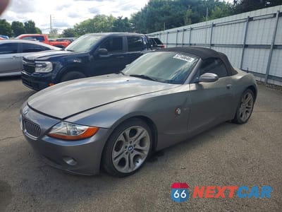 2004 BMW Z4 3.0 4USBT53564LT27442 - główne zdjęcie licytacji z USA - miniatura