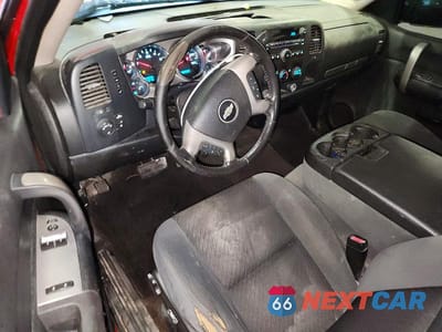 Zdjęcie 8 z 12 samochodu: 2009 CHEVROLET SILVERADO K1500 LT VIN:1GCEK24J59Z109836 - miniatura