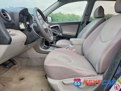 Zdjęcie 7 z 13 samochodu: 2007 TOYOTA RAV4 BASE VIN:JTMZD33V475069078 - miniatura