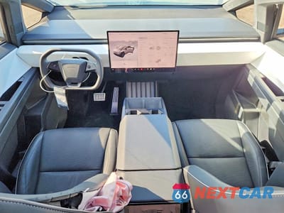 Zdjęcie 8 z 12 samochodu: 2024 TESLA CYBERTRUCK VIN:7G2CEHED7RA007061 - miniatura