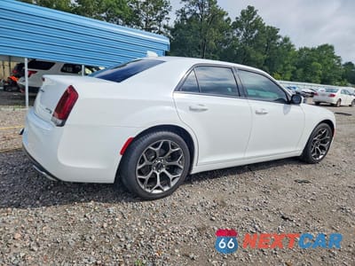 Trzecie zdjęcie samochodu z tyłu: 2015 CHRYSLER 300 S VIN:2C3CCABG8FH772873 - miniatura