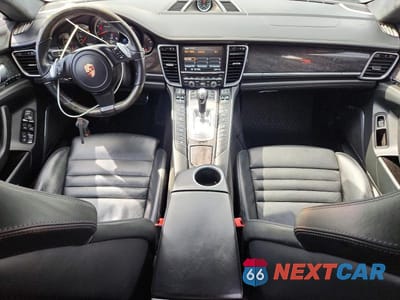 Zdjęcie 8 z 12 samochodu: 2010 PORSCHE PANAMERA TURBO VIN:WP0AC2A76AL090628 - miniatura