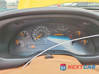 Zdjęcie 9 z 12 samochodu: 1998 FORD MUSTANG GT VIN:1FAFP45X1WF240463 - miniatura