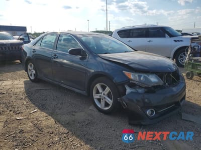 Czwarte zdjęcie samochodu z boku: 2014 TOYOTA CAMRY SE VIN:4T1BF1FK7EU451010 - miniatura