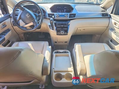 Zdjęcie 8 z 13 samochodu: 2012 HONDA ODYSSEY EXL VIN:5FNRL5H65CB041802 - miniatura