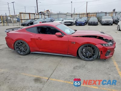 Czwarte zdjęcie samochodu z boku: 2024 FORD MUSTANG GT VIN:1FA6P8CF8R5400463 - miniatura