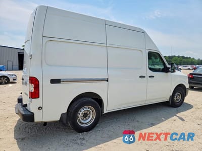 Trzecie zdjęcie samochodu z tyłu: 2018 NISSAN NV 2500 HD S VIN:1N6AF0LY8JN815195 - miniatura