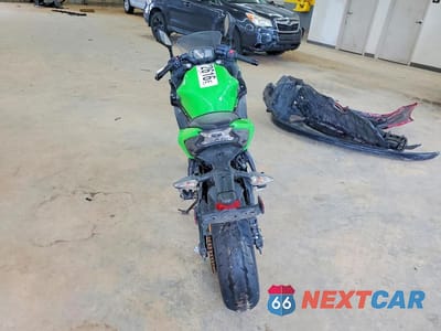 Czwarte zdjęcie samochodu z boku: 2018 KAWASAKI EX650 F VIN:JKAEXEK17JDA23996 - miniatura
