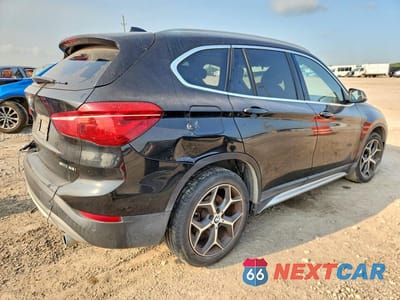 Trzecie zdjęcie samochodu z tyłu: 2019 BMW X1 SDRIVE28I VIN:WBXHU7C58K3H45075 - miniatura
